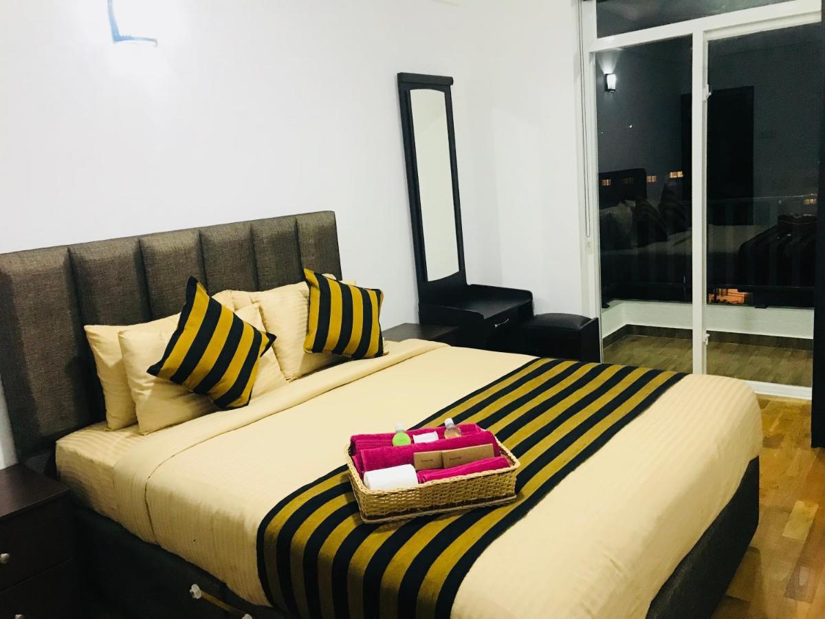 City Apartment'S Νουβάρα Ελίγια Εξωτερικό φωτογραφία